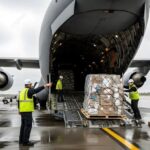 Ekspedisi Surabaya Pontianak Jalur Udara: Solusi Bebas Cuaca