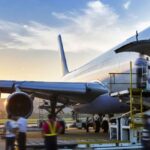 Cek Jadwal Terbang Rutin Ekspedisi Surabaya Manado via Udara